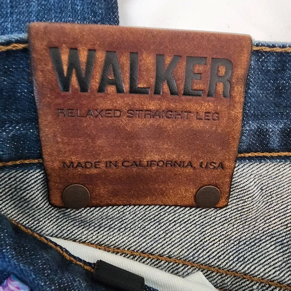 J.Brand Walker Relaxed Straight‎ Leg Size 38 Med Wash Blue Jeans. Button Fly Men